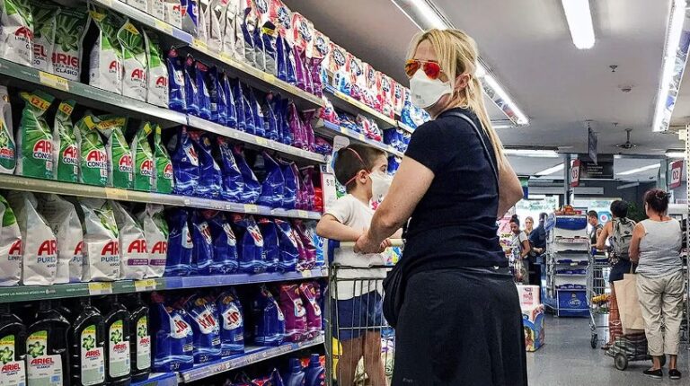 Informe: cae el consumo masivo en la primera semana de agosto