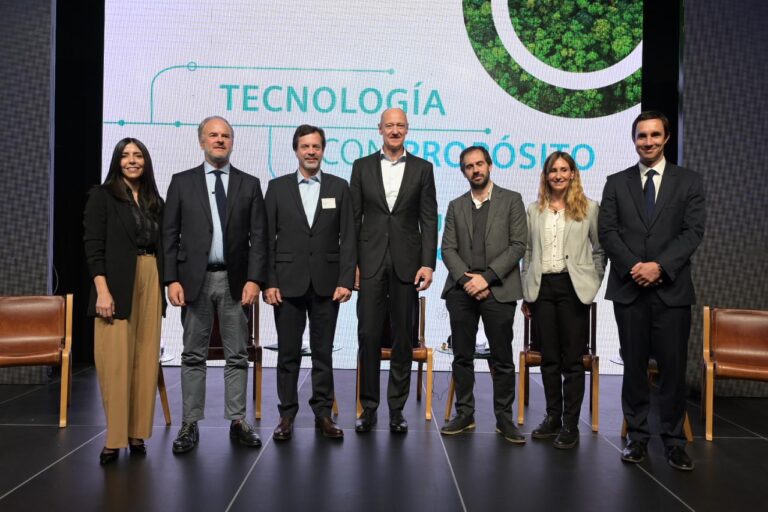 Siemens estuvo presente en Sudamérica y reafirmó la importancia del desarrollo sostenible