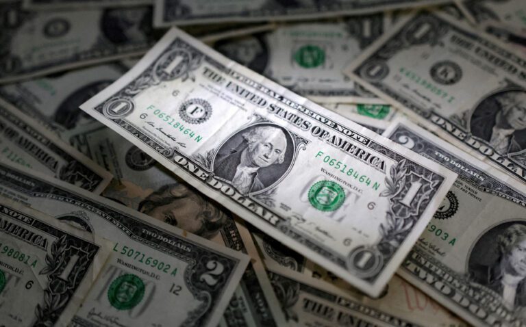 El dólar oficial Banco Nación abrió por encima de lo esperado