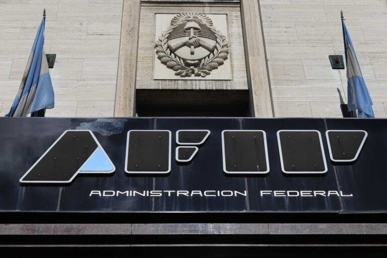 Alivio para PYMES: la AFIP suspende ejecuciones fiscales y embargos