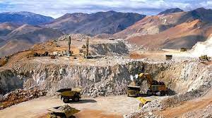 Minería: la UIA abrió un departamento técnico