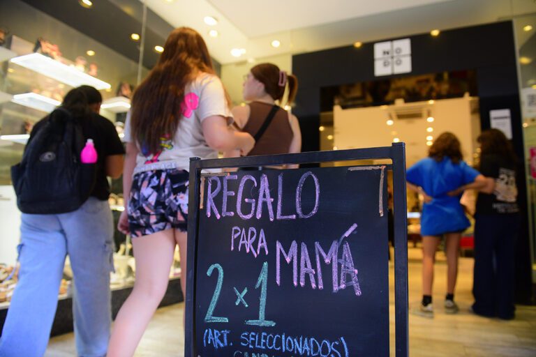Las ventas por el Día de la Madre 2025 bajaron 3,5% anual
